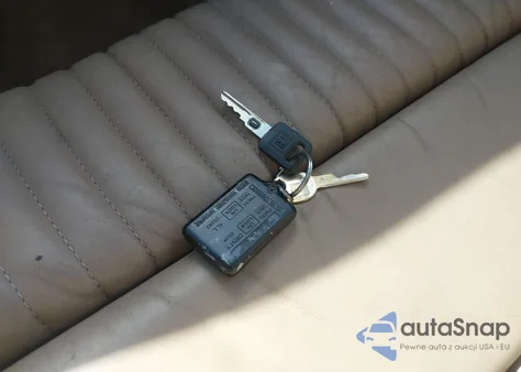 1994 Buick Park Avenue z USA, uszkodzony, nr VIN 1G4CW52L5RH623883